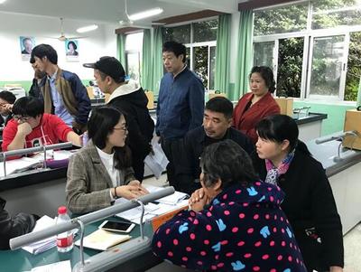 家校共育新探索 前進街道眾安前進初中召開“聯診式”家長會